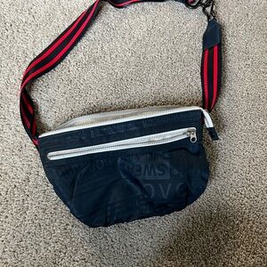Lululemon belt bag